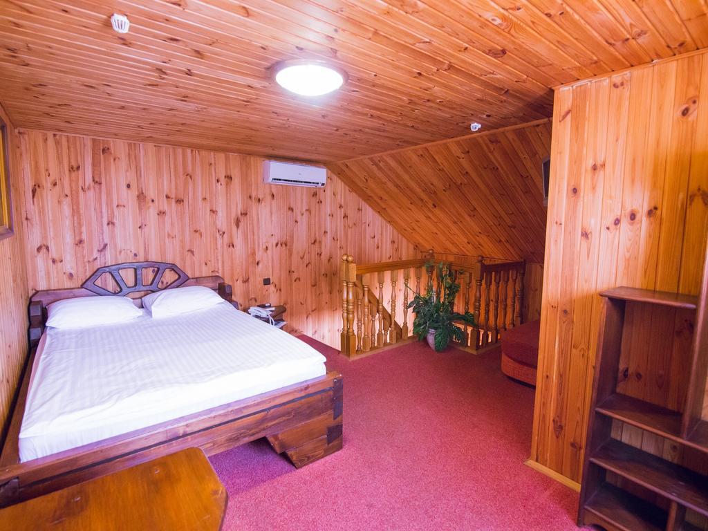 Versal Hotel Vinnytsia Room photo