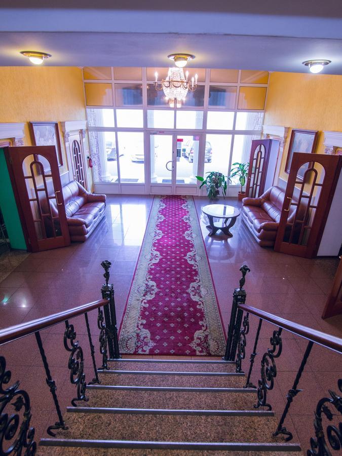 Versal Hotel Vinnytsia Exterior photo