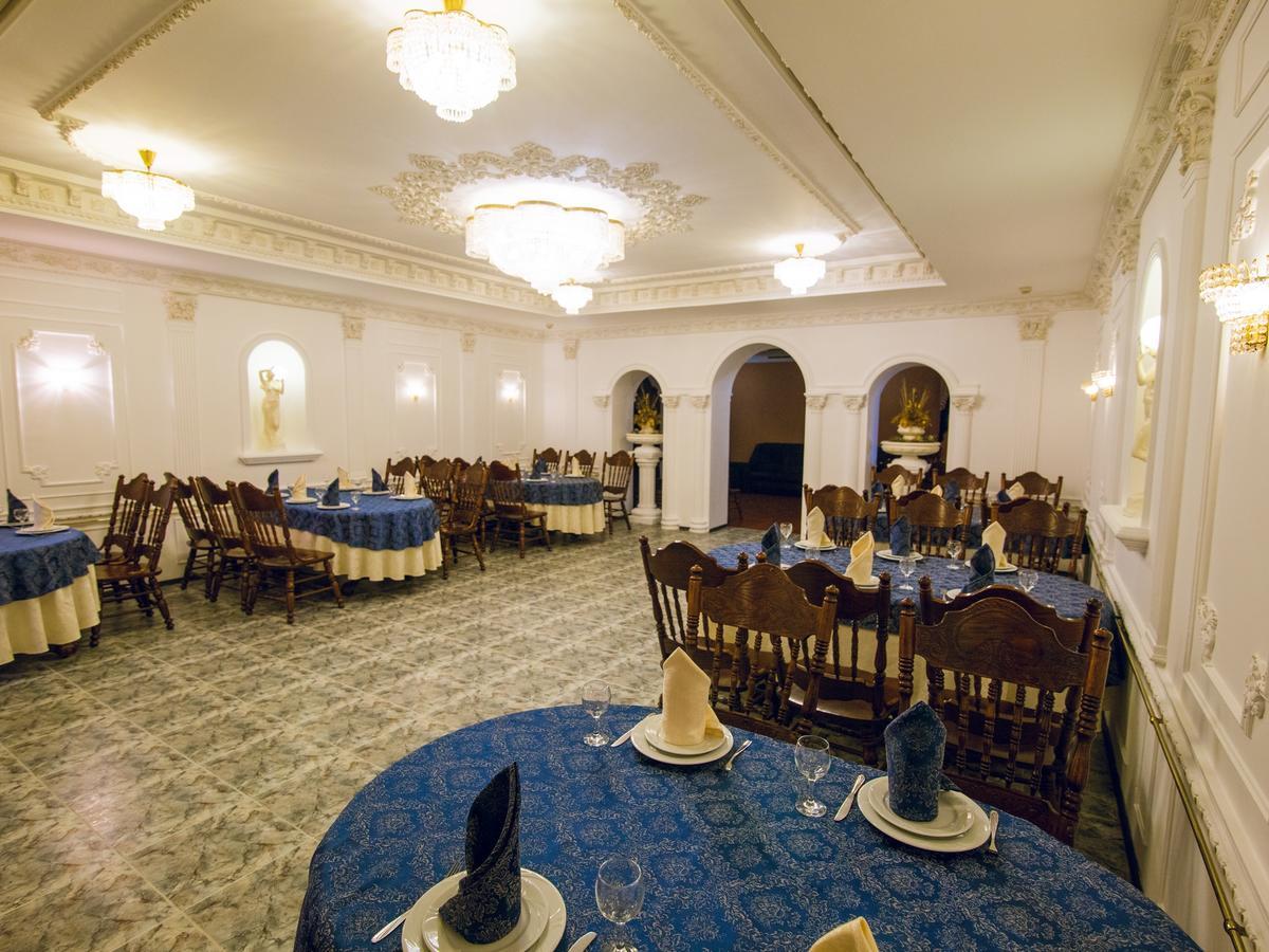 Versal Hotel Vinnytsia Exterior photo