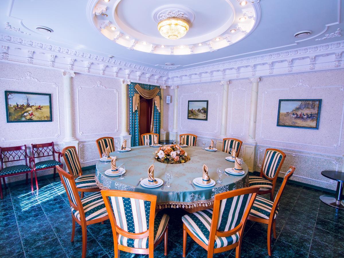 Versal Hotel Vinnytsia Exterior photo